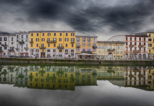 MiIano - Naviglio con cielo tempestoso