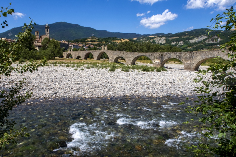 Bobbio - Ponte Vecchio o Gobbo IMG_1776 copia.jpg