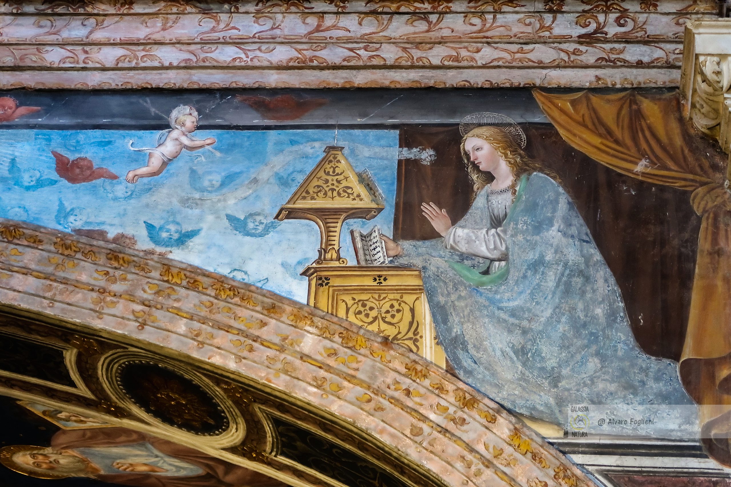 restauro San Maurizio affreschi; pulizia affreschi storici; conservazione arte Milano; confronto prima e dopo restauro;