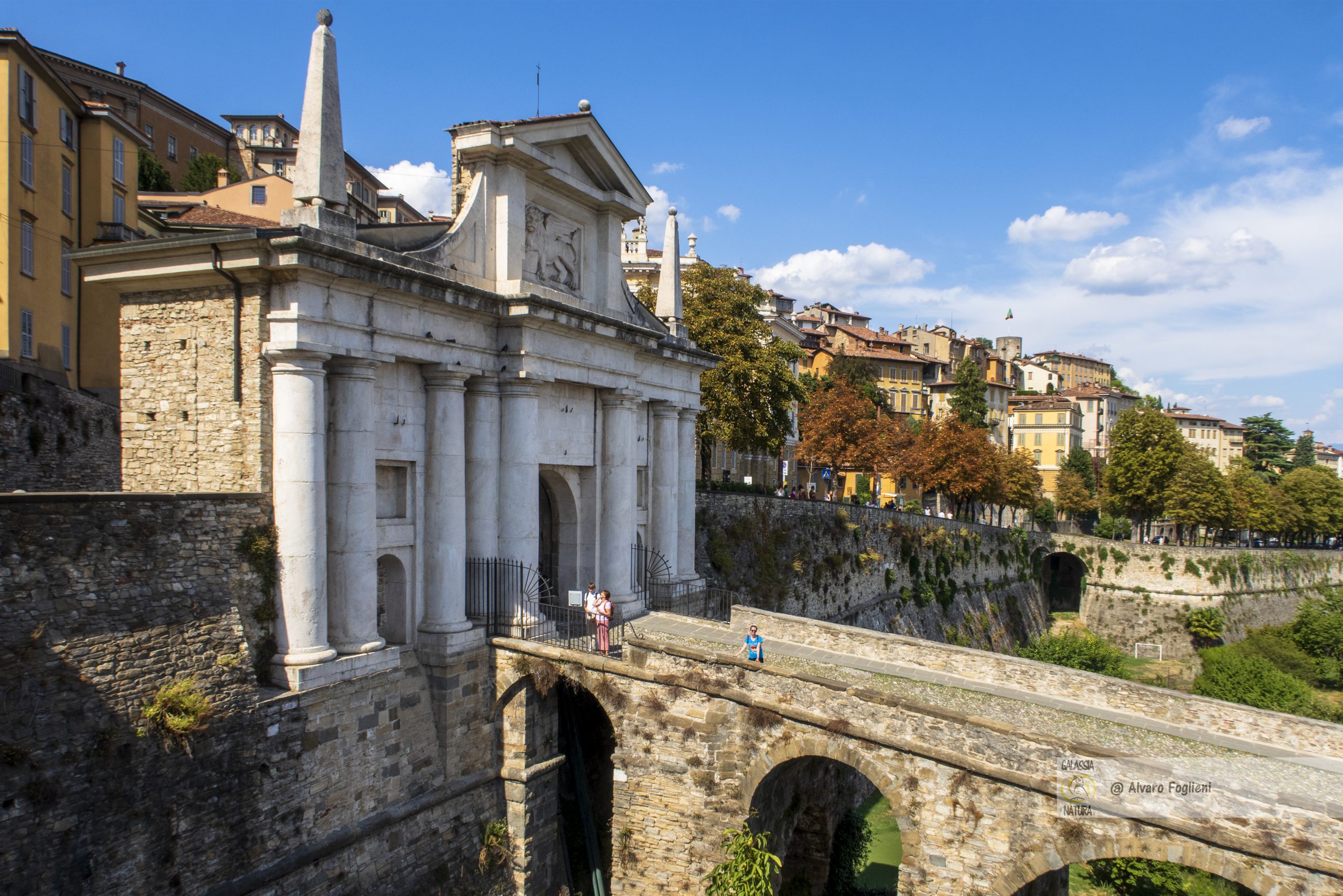 Porta San Giacomo: scopri lo scorcio sulla città da qui