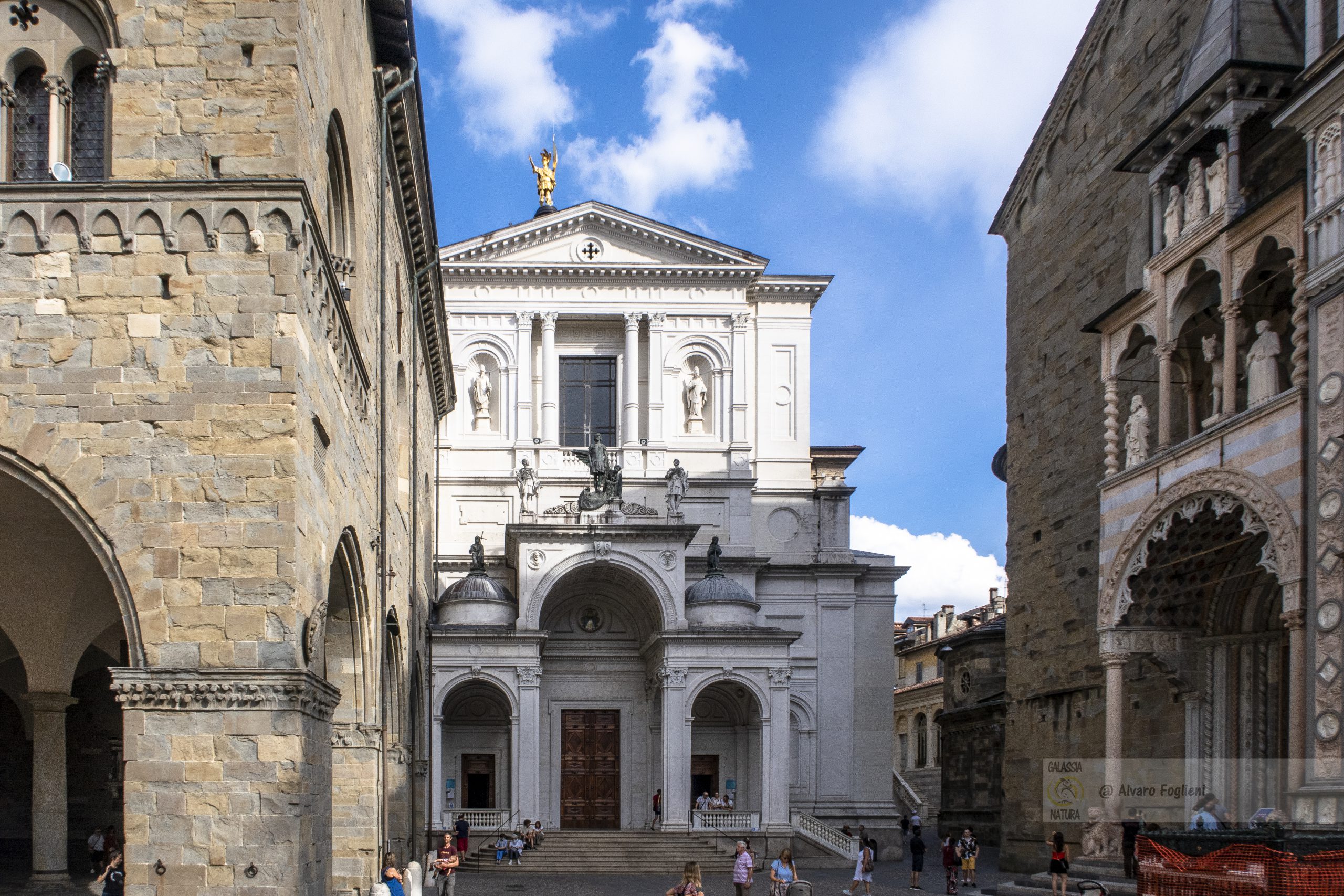 Duomo: ammira le opere d'arte all'interno